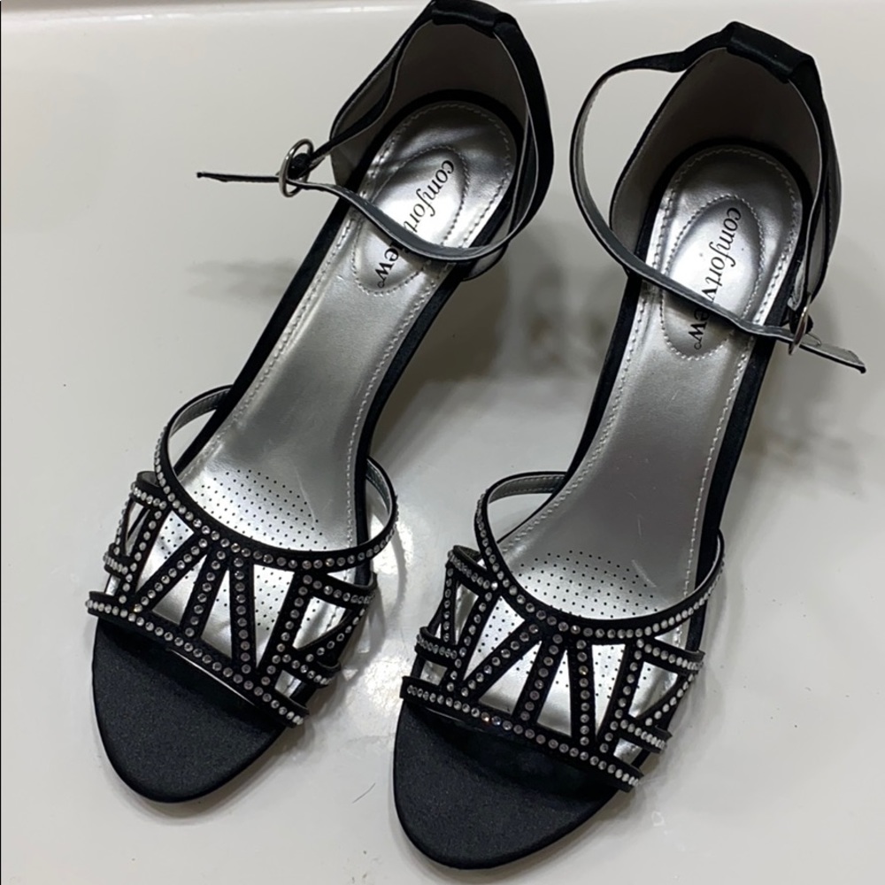 Had surgery on my feet and cannot wear any heels